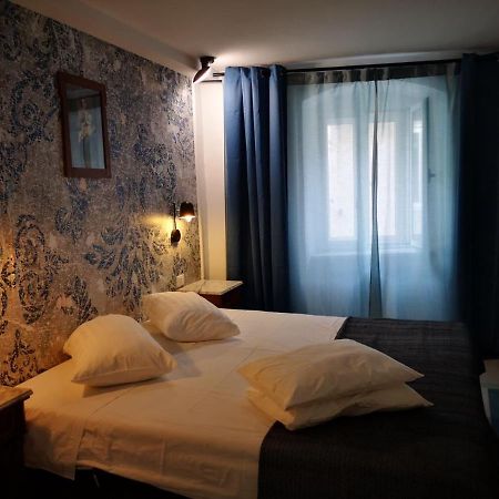 Cres B Studio Apartman Luaran gambar
